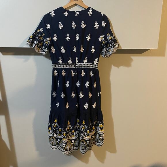 Shoshanna Richa Dress SZ 2 Navy Embroidered Eyelet Scalloped Ruffle Dress $418 - Picture 11 of 13